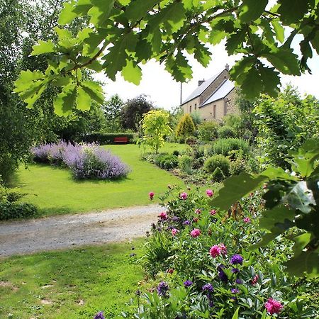 Bed and Breakfast Au Jardin Des Violettes Maheru Экстерьер фото